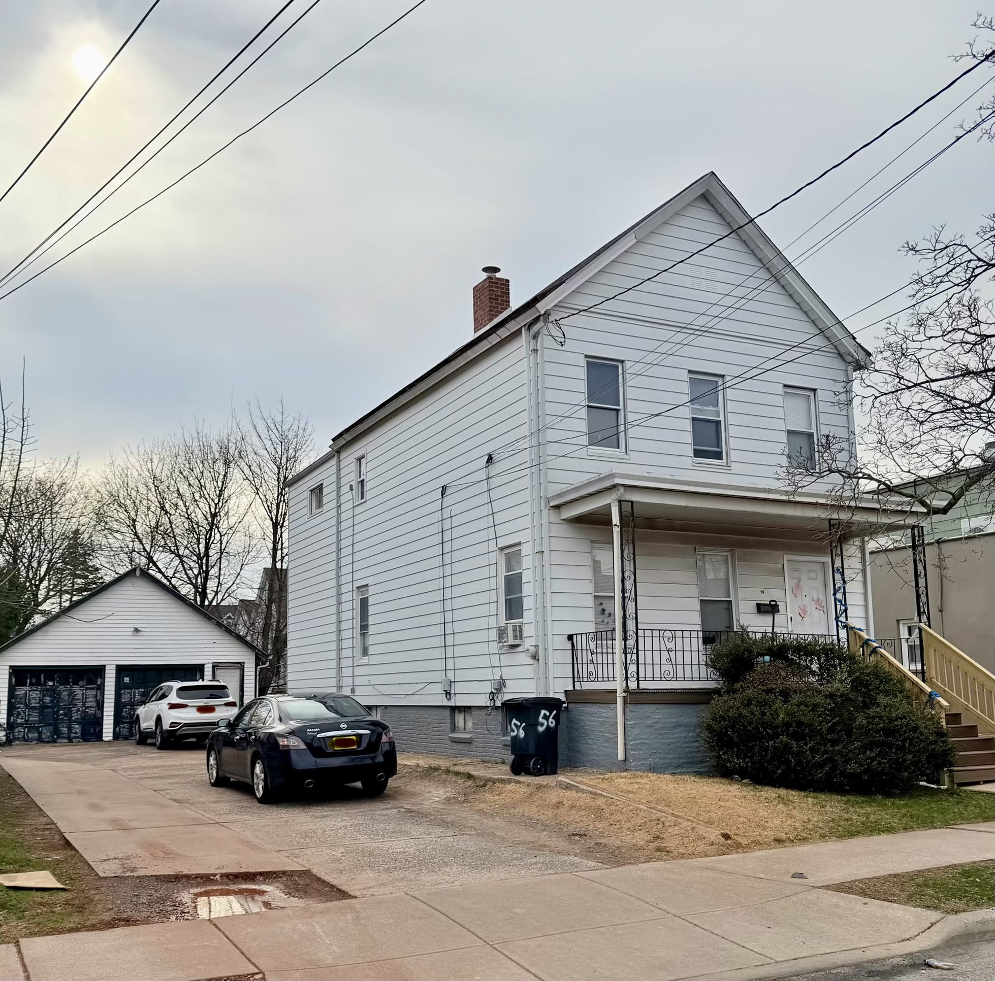 56 Sicard St, 6 Bed /3 Bath House. With Off Street Parking, Right across College Ave Student Center - Image 1