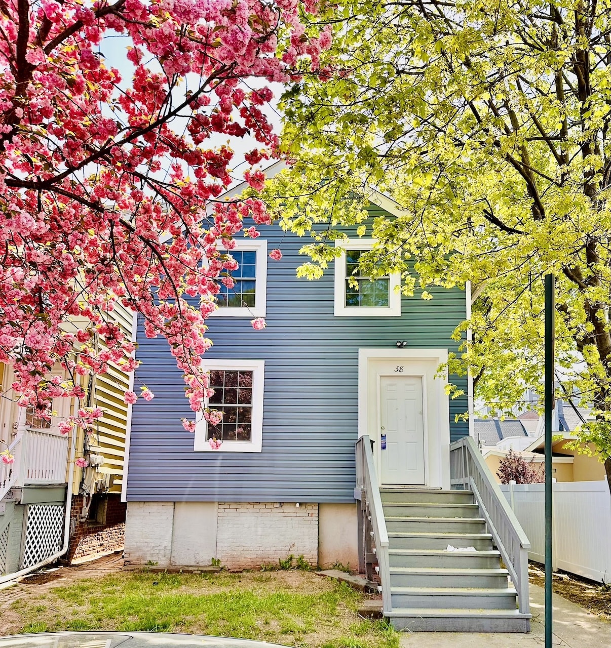 38 Prosper St, less than a block from College Ave, 4 BR, Legal for 7, Fully Renovated - Image 1